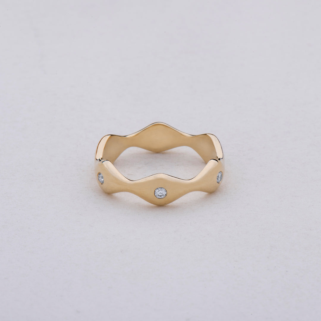 Sculpted Wave Ring – modlinger